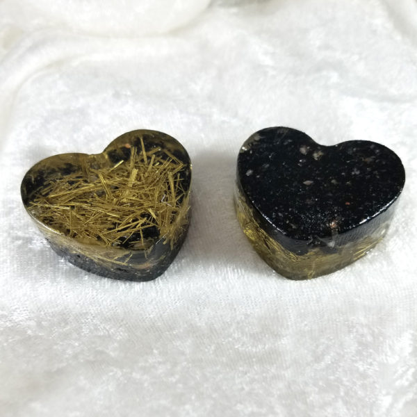 Black Tourmaline Orgone Heart - Image 3